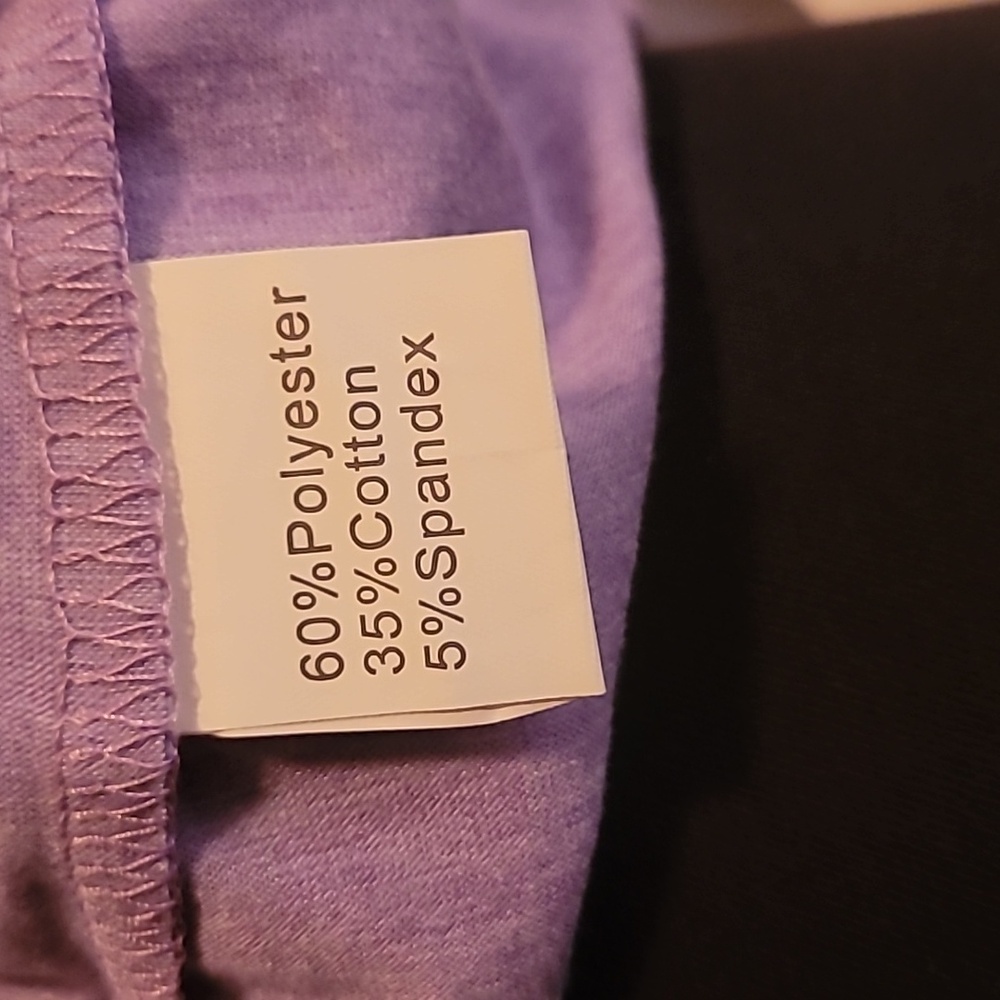 Fun Fact: I don't care V-Neck Shirt - Picture 5 of 6
